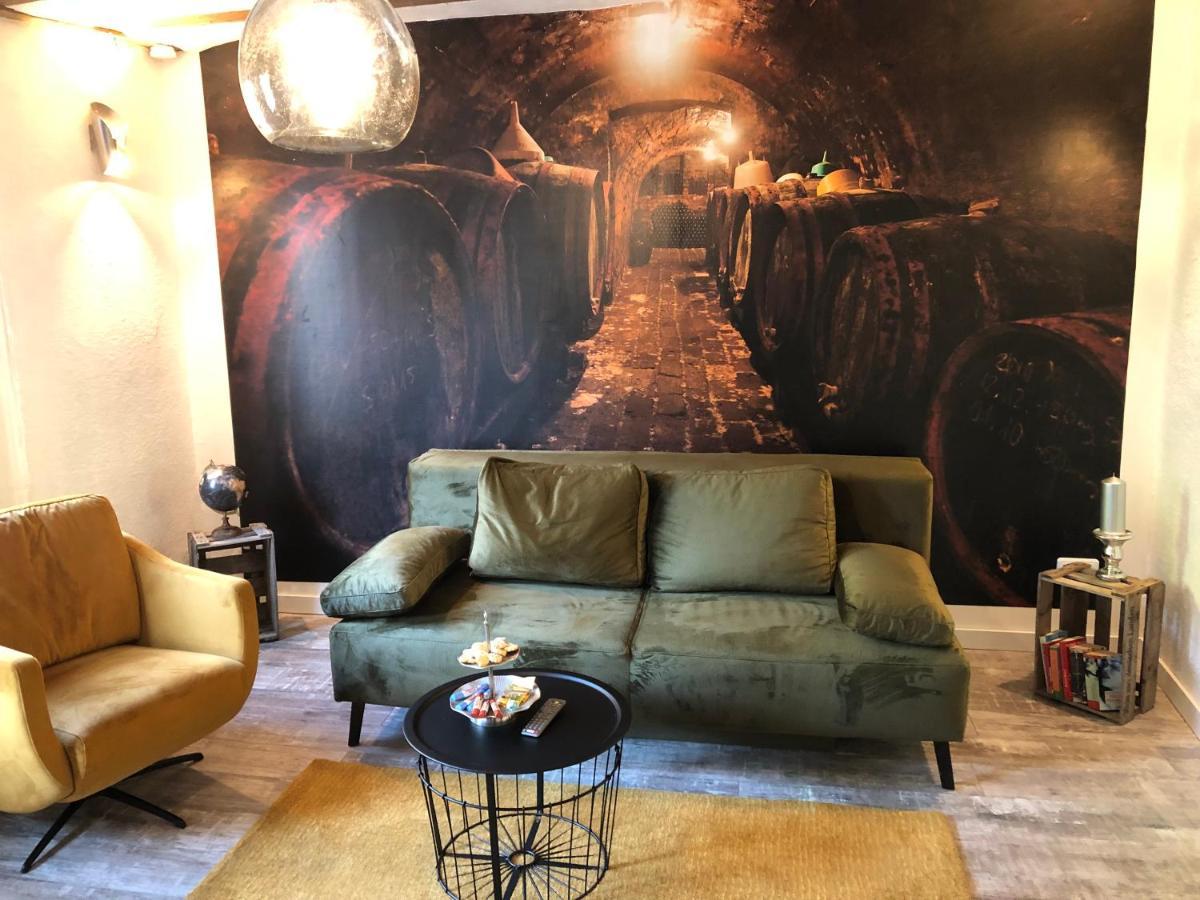 Schoene Ferienwohnung Gewoelbekeller Fachwerkhaus Bacharach Buitenkant foto